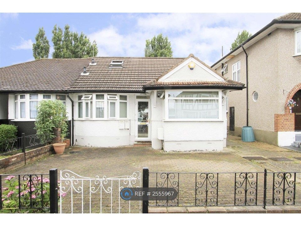 Property photo 1 of 7 Front