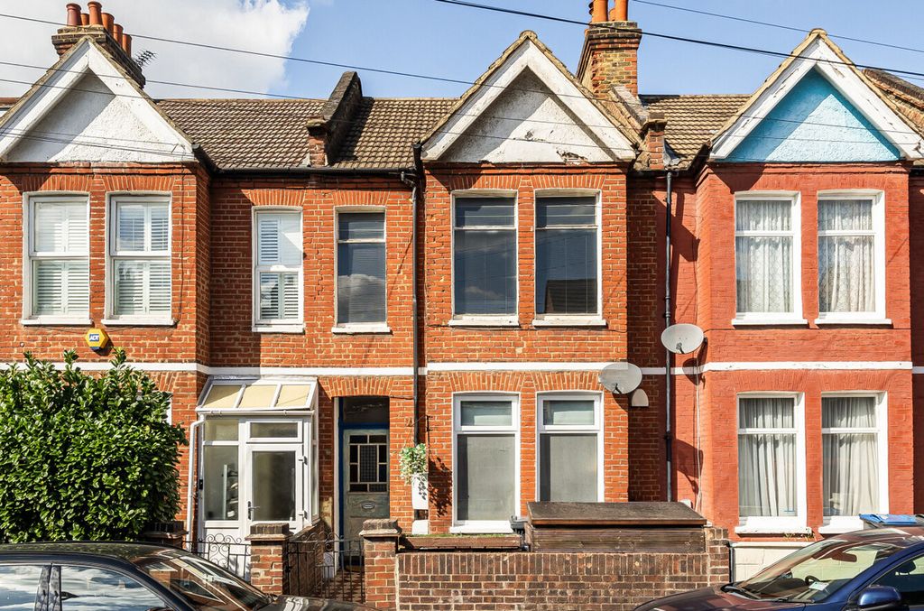 Property photo 2 of 13