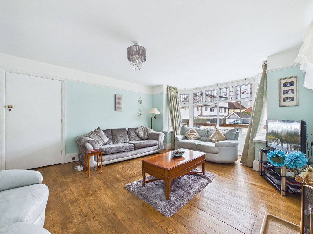 Property photo 2 of 22