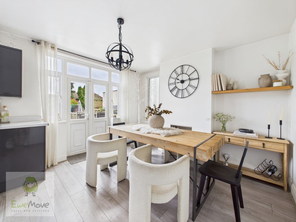 Property photo 3 of 26 Kitchen Dining Room