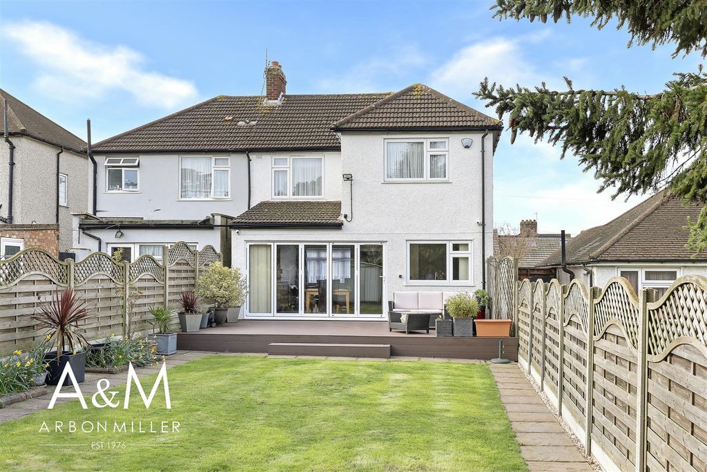 Property photo 2 of 32 4D4A7452.Jpg