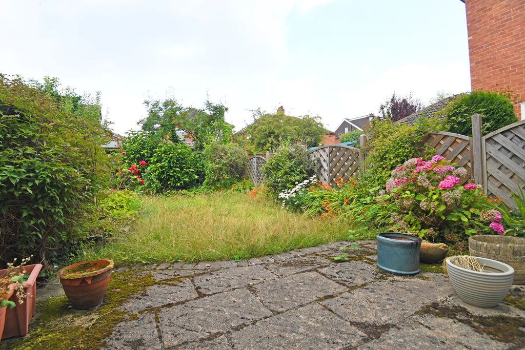 Property photo 2 of 11