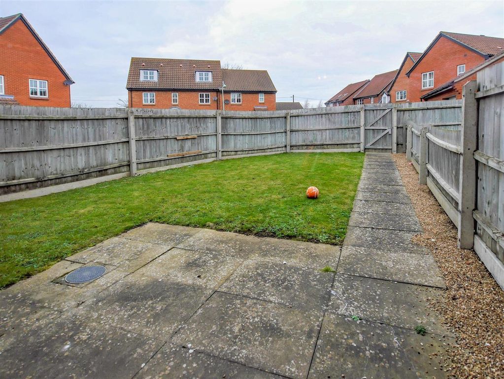 Property photo 2 of 10 Garden-2.Jpg