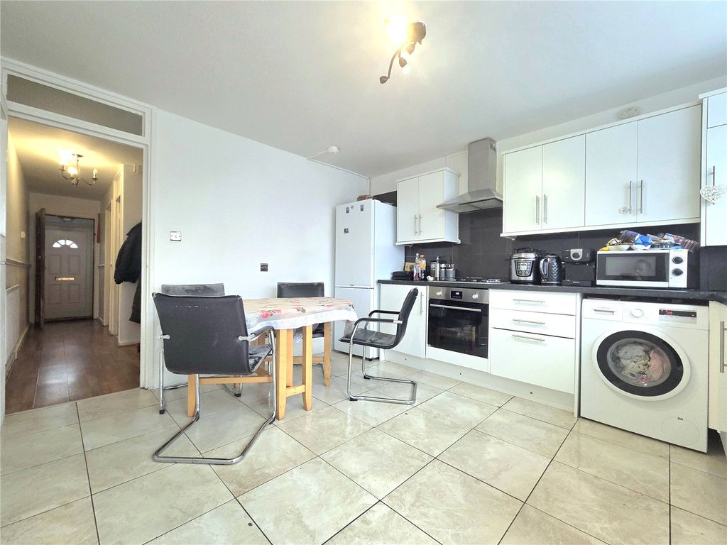 Property photo 3 of 9 Picture No. 02