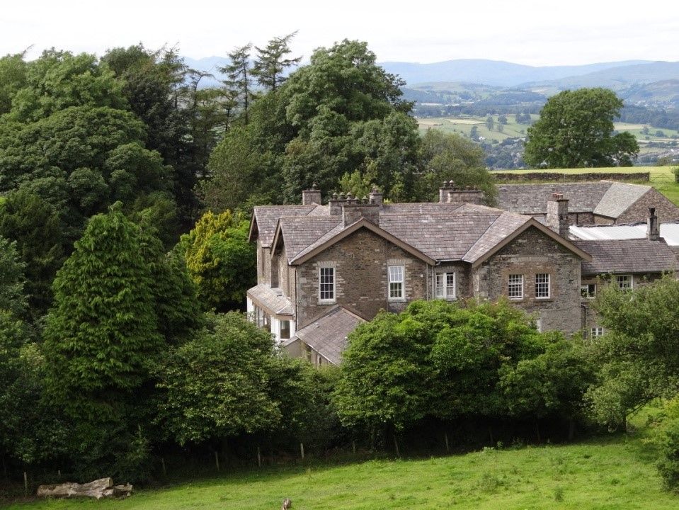 Property photo 2 of 20