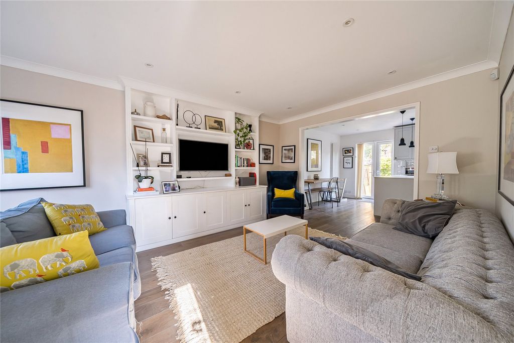 Property photo 2 of 15 Picture No. 16