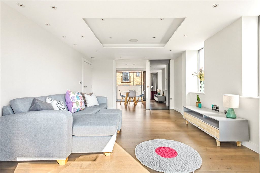 Property photo 2 of 14 Picture No. 07