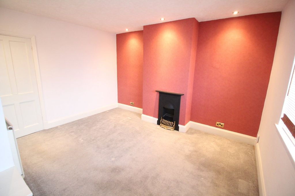 Property photo 3 of 13 Bedroom 1