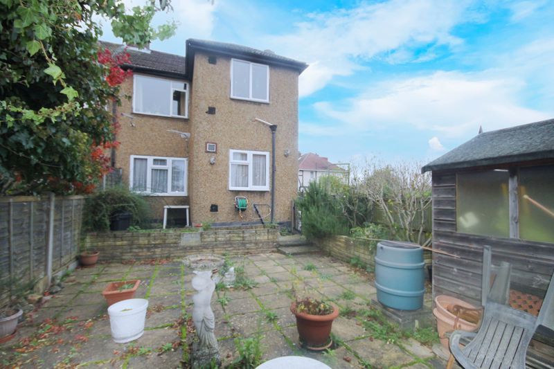 Property photo 3 of 10 Photo 6