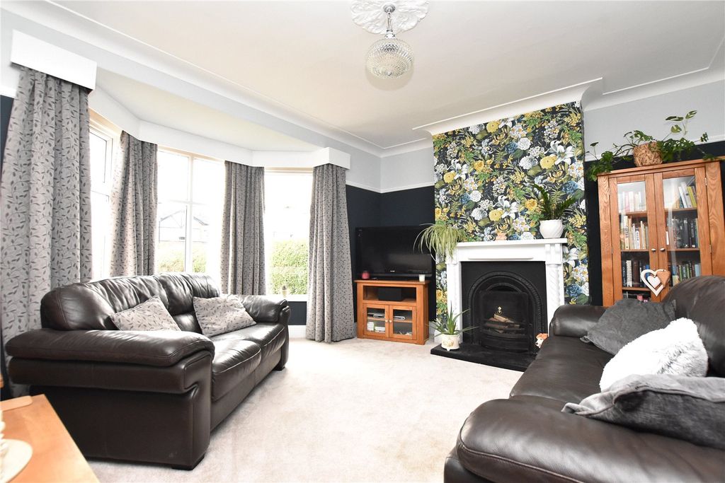 Property photo 2 of 25 Picture No. 01