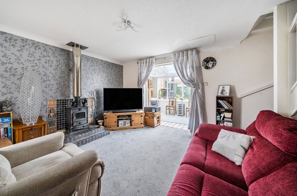 Property photo 2 of 15 Picture No. 18