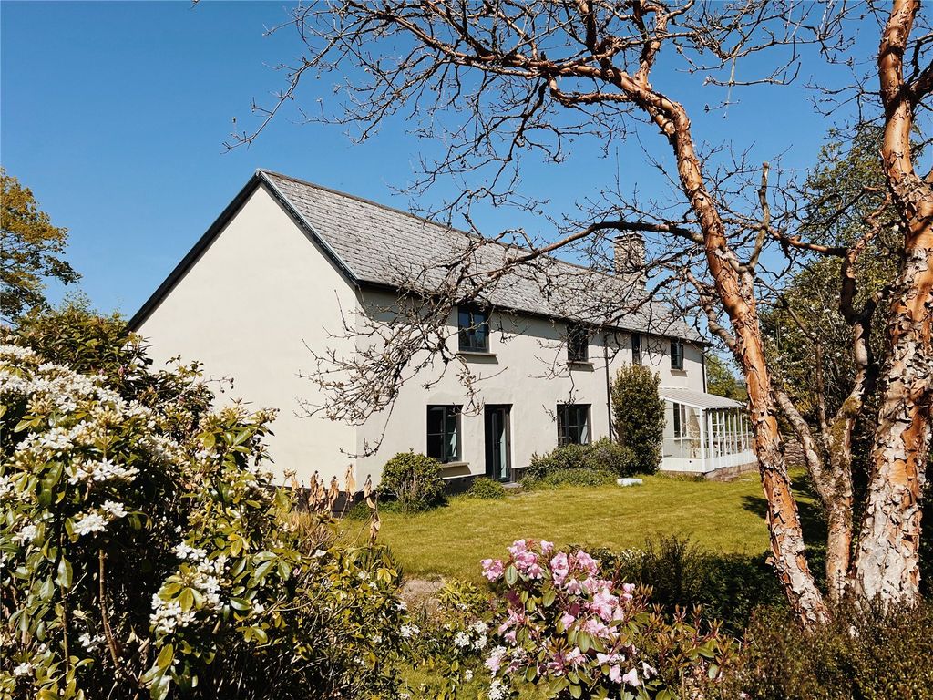 Property photo 1 of 30 Picture No. 01
