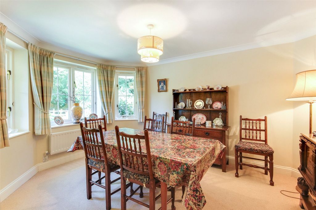 Property photo 3 of 18 Dining Room