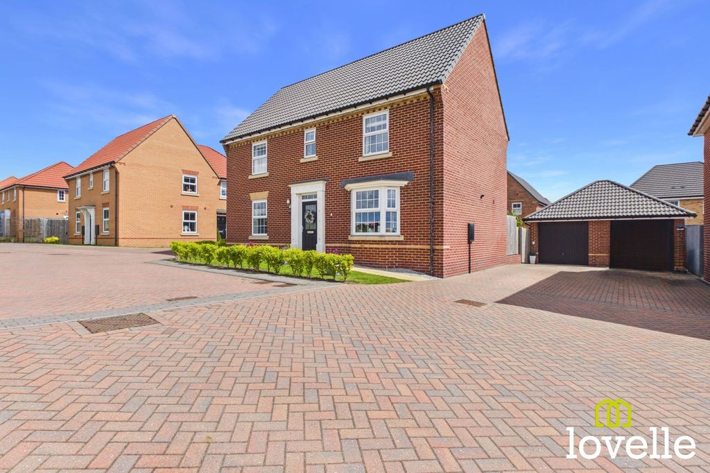 Property photo 1 of 25