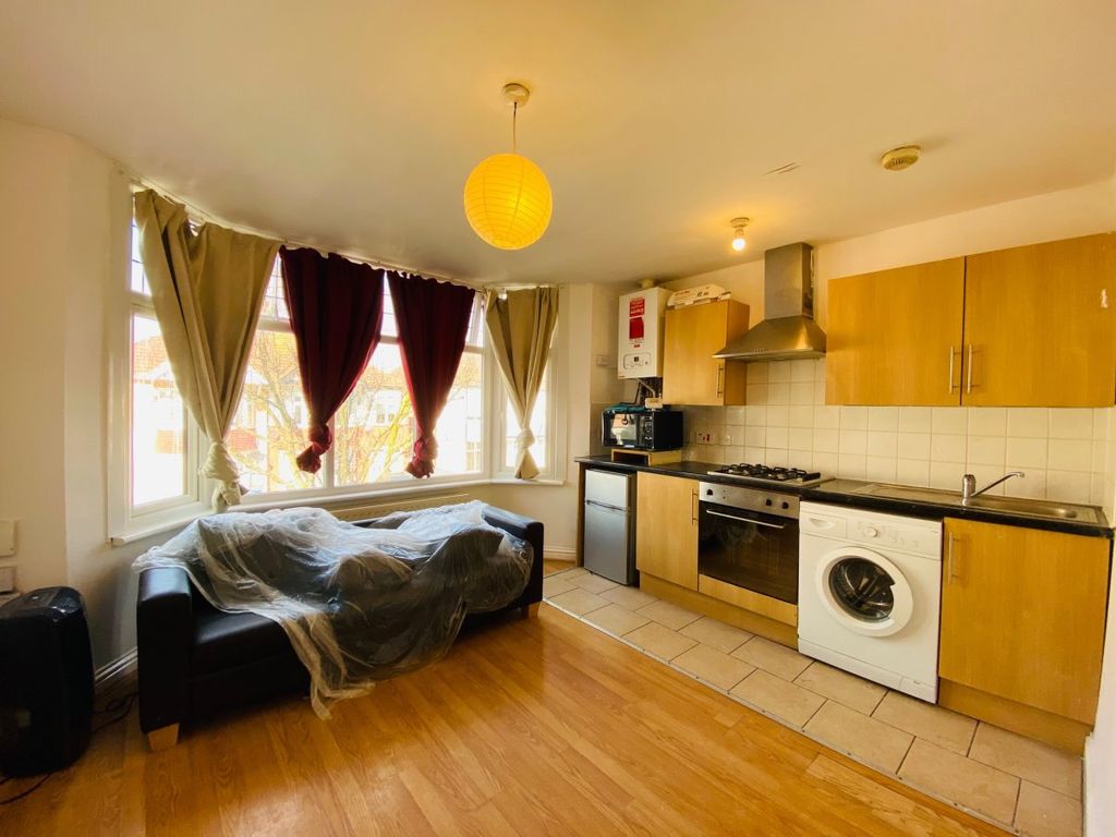 Property photo 1 of 4