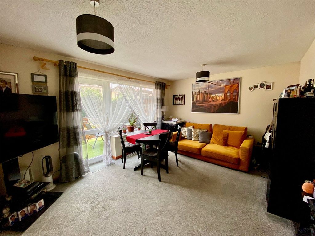 Property photo 3 of 13 Picture No. 08