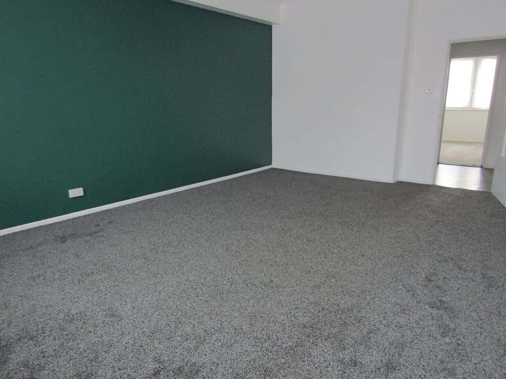 Property photo 3 of 8 Img_0939