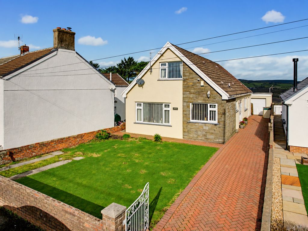 Property photo 1 of 31