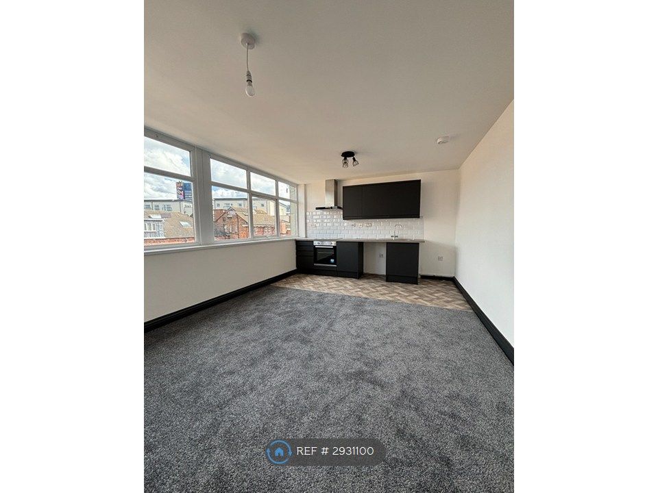 Property photo 1 of 4 Kitchen/Lounge