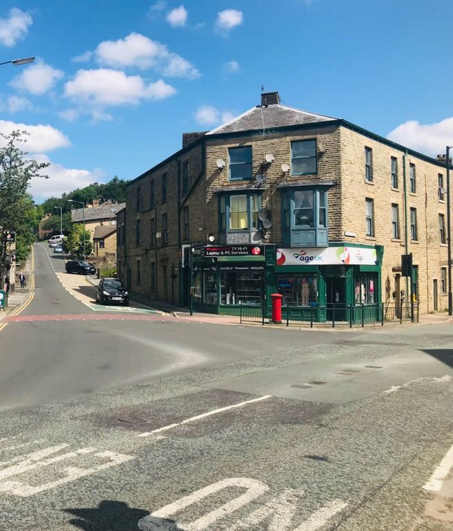 Property photo 2 of 10