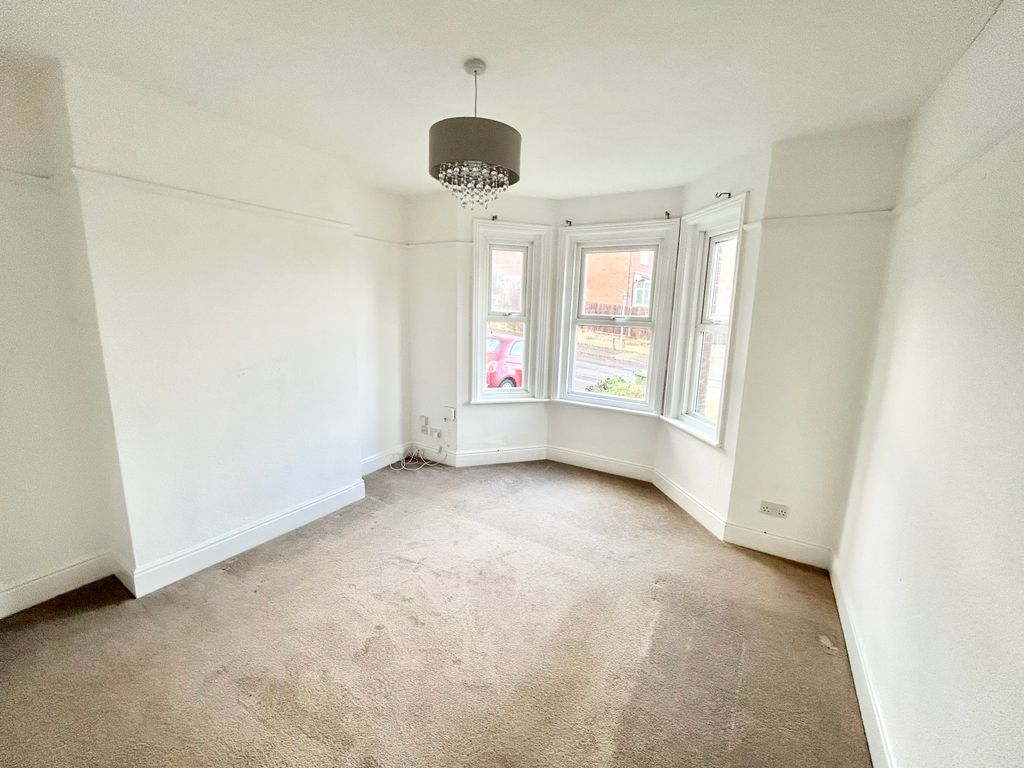 Property photo 2 of 9 Image