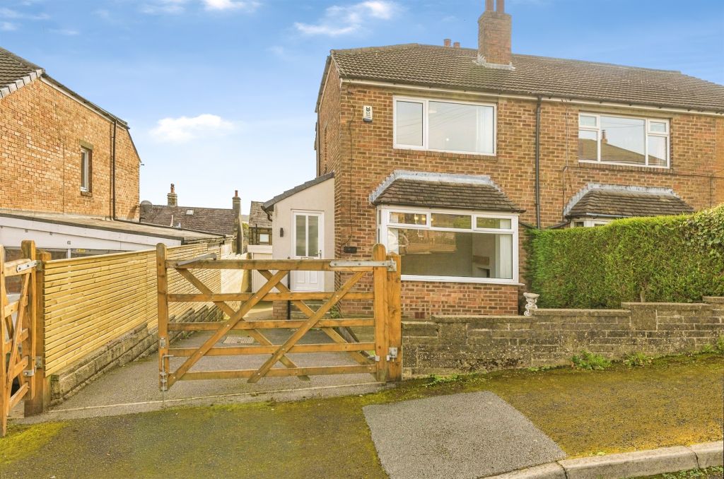 Property photo 1 of 16