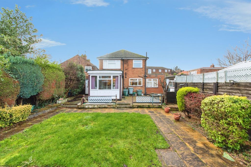 Property photo 2 of 21