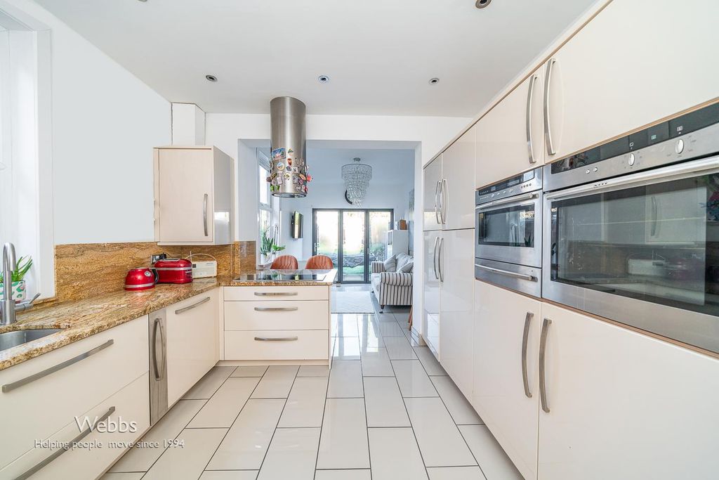 Property photo 3 of 32 ©Webbs⩠(17 Of 131).Jpg