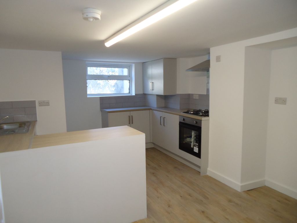 Property photo 3 of 14 Dsc02280