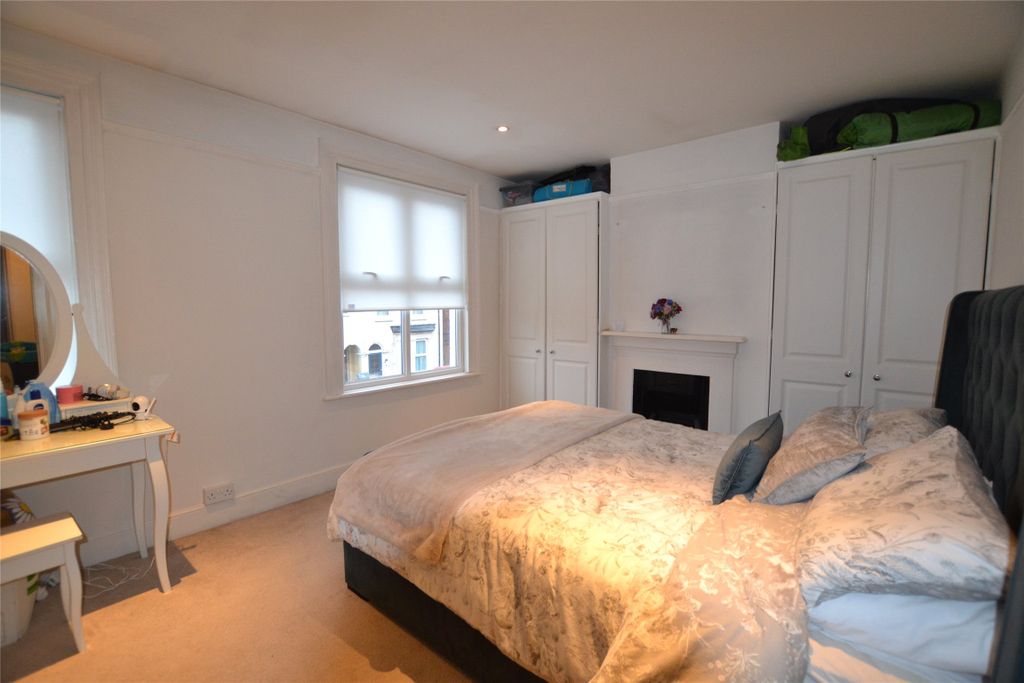 Property photo 2 of 13 Picture No. 11