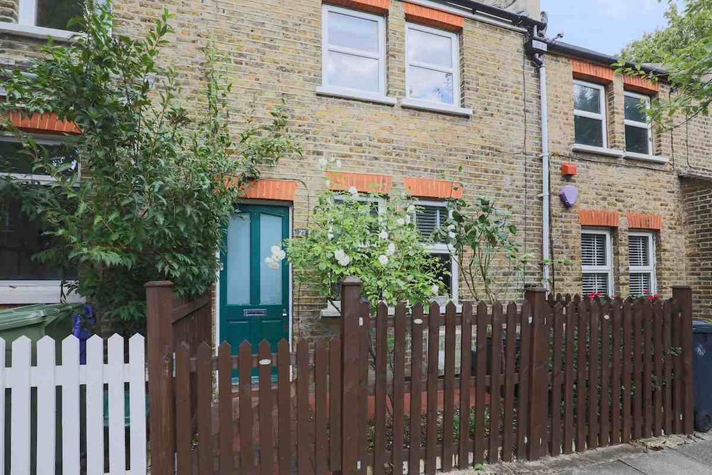 Property photo 2 of 9