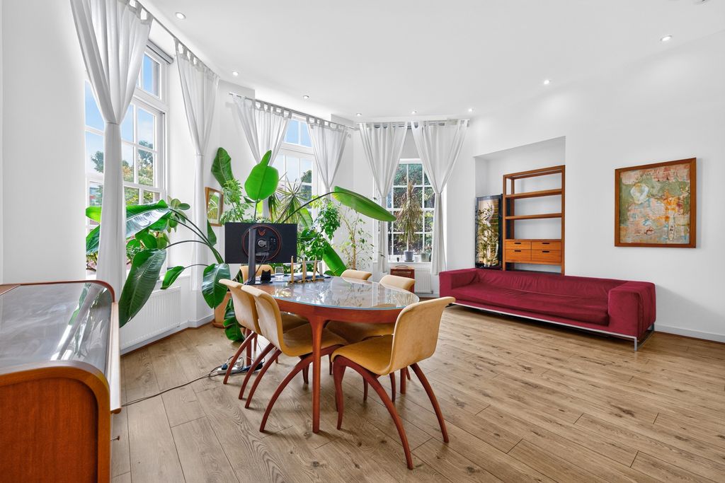 Property photo 2 of 14 Pbox-Img.Jpg