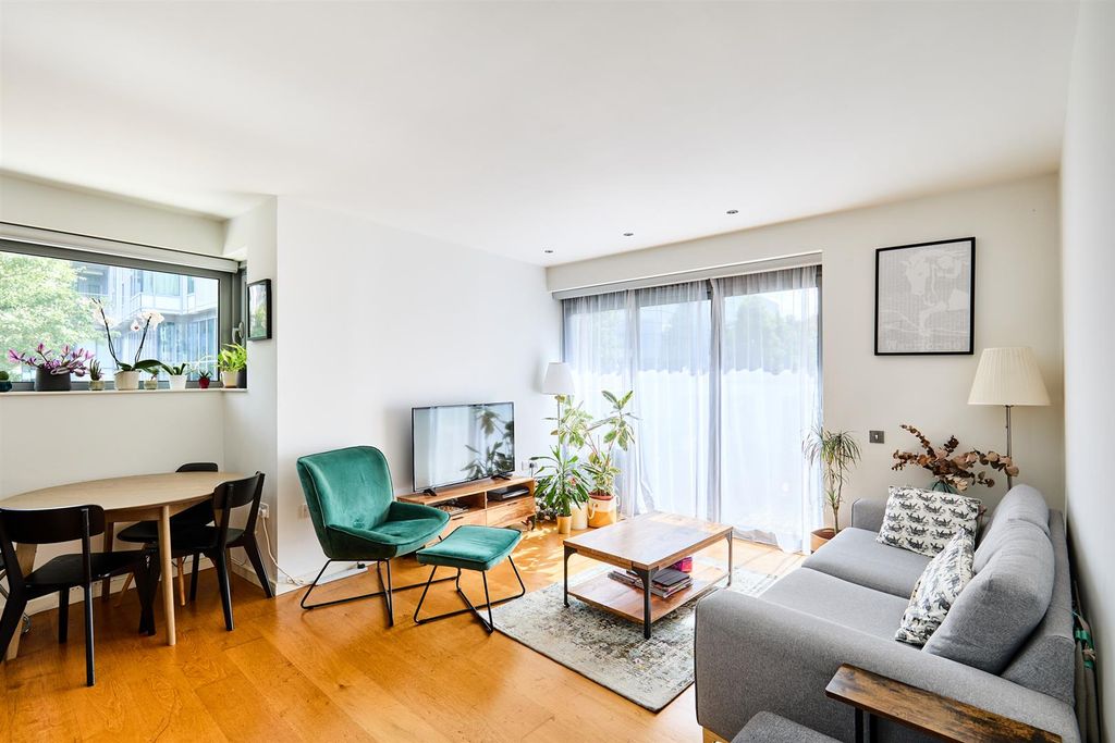 Property photo 1 of 30