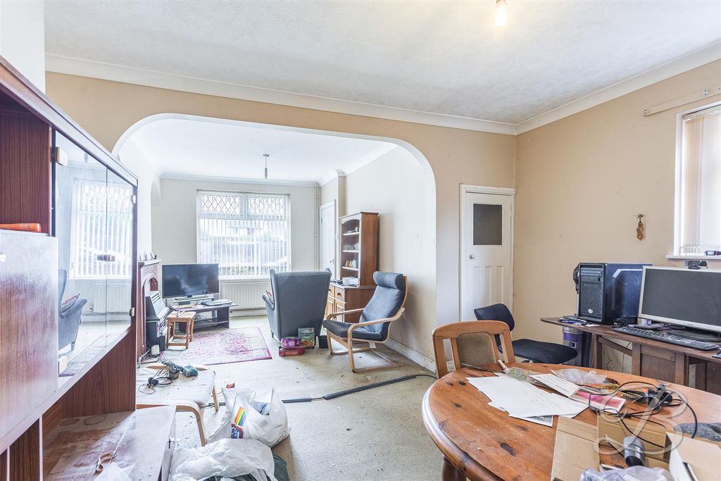 Property photo 3 of 23 CC10.Jpg