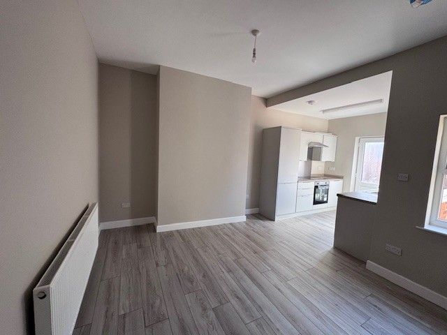 Property photo 3 of 8 Dining Room