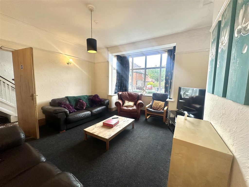 Property photo 2 of 14 Img_0081.Jpg