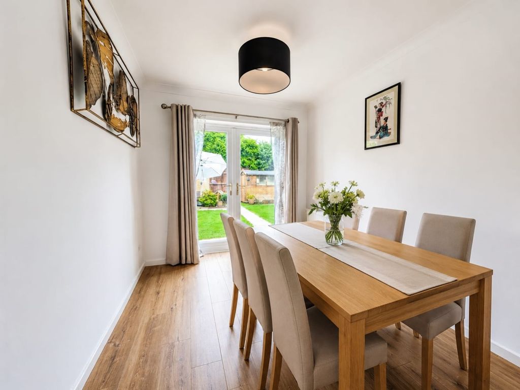 Property photo 3 of 10 ba65d6d0-82De-439F-Afdb-6E48Ca71c668