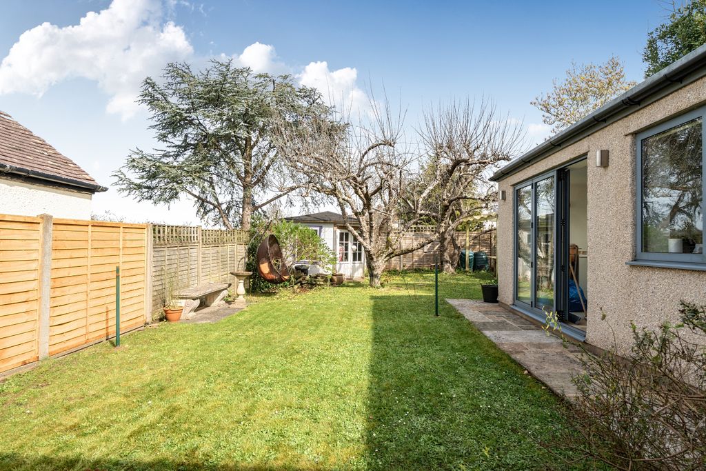 Property photo 2 of 20 Garden