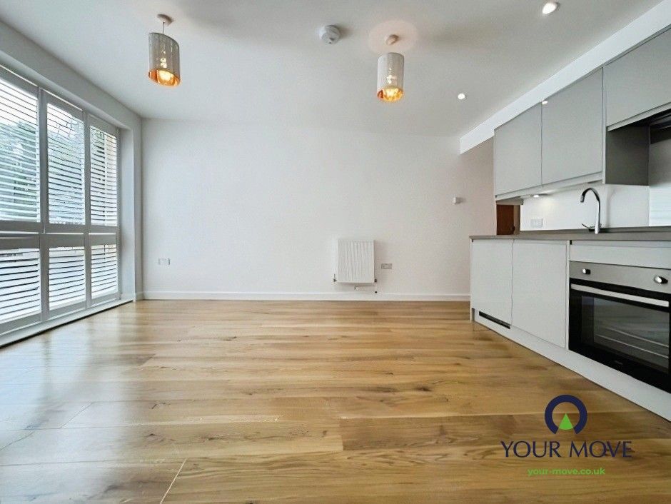 Property photo 2 of 8 Pbox-Img.Jpg