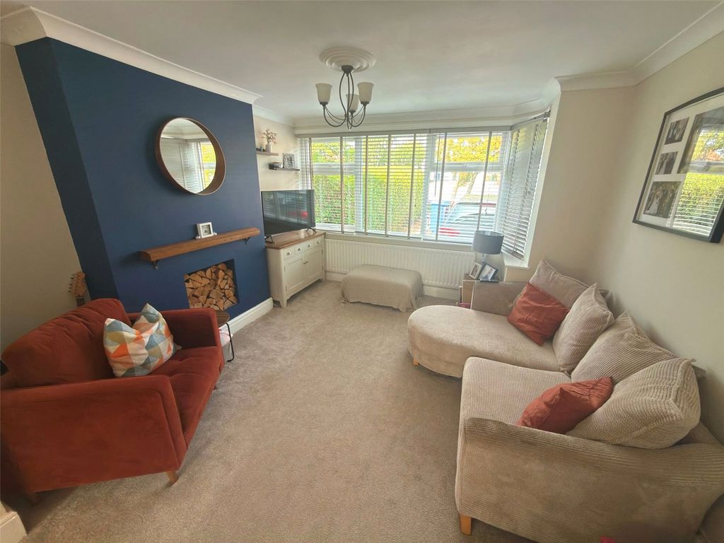 Property photo 3 of 11 Picture No. 16
