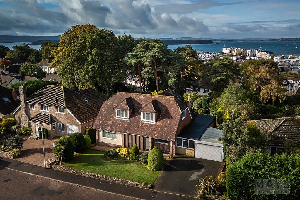 Property photo 1 of 35