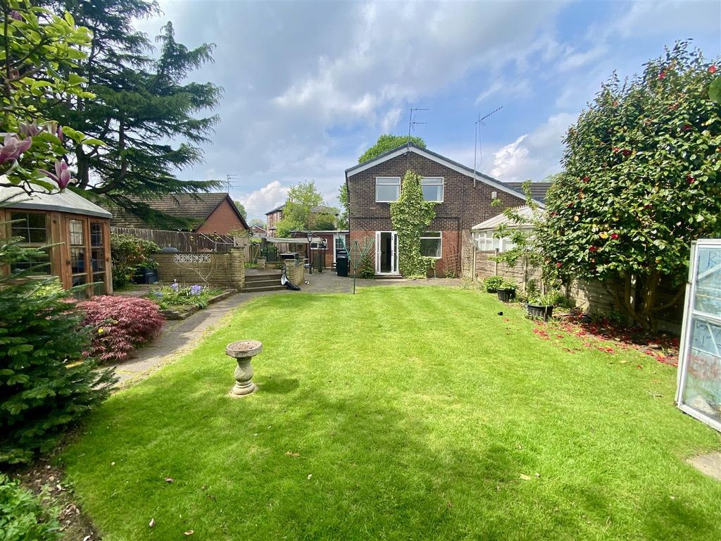 Property photo 2 of 18