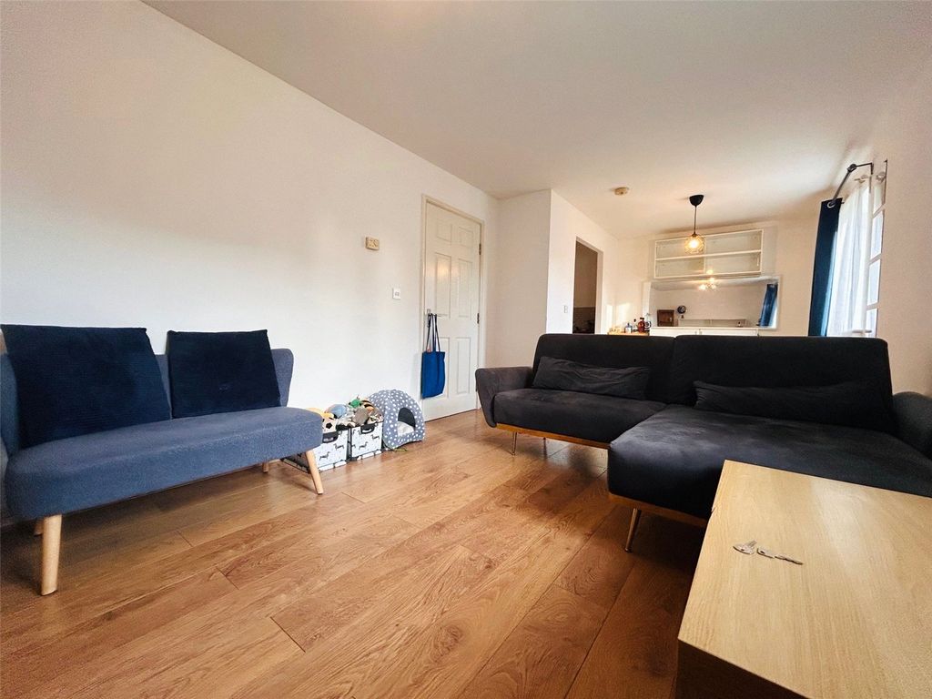 Property photo 3 of 10 Living Area