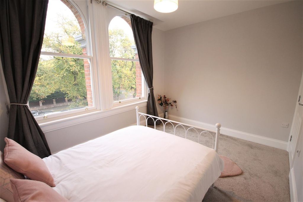 Property photo 3 of 14 10.Jpg