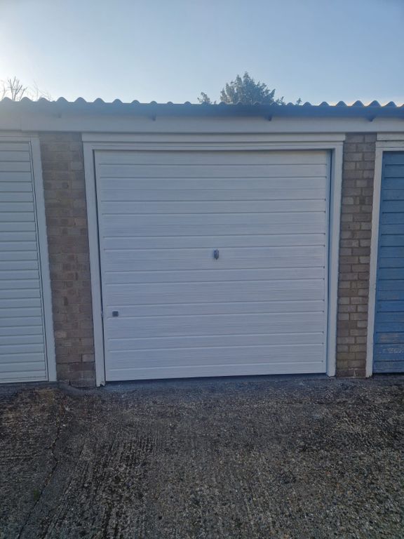 Property photo 1 of 3