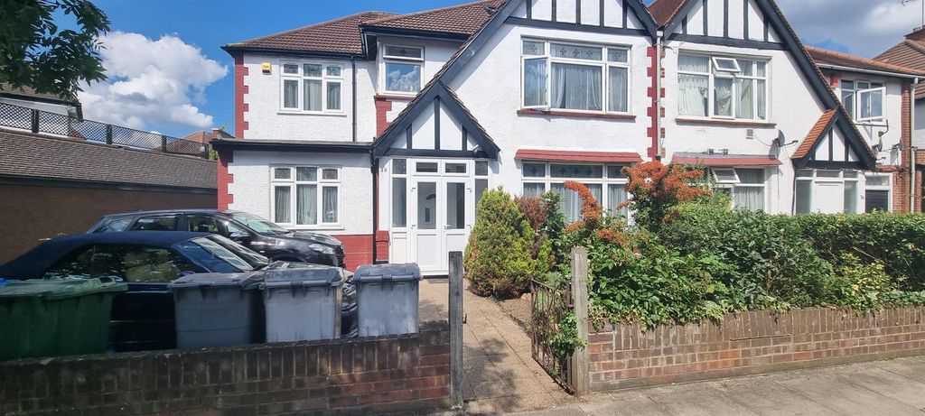 Property photo 1 of 11 Exterior.Jpg