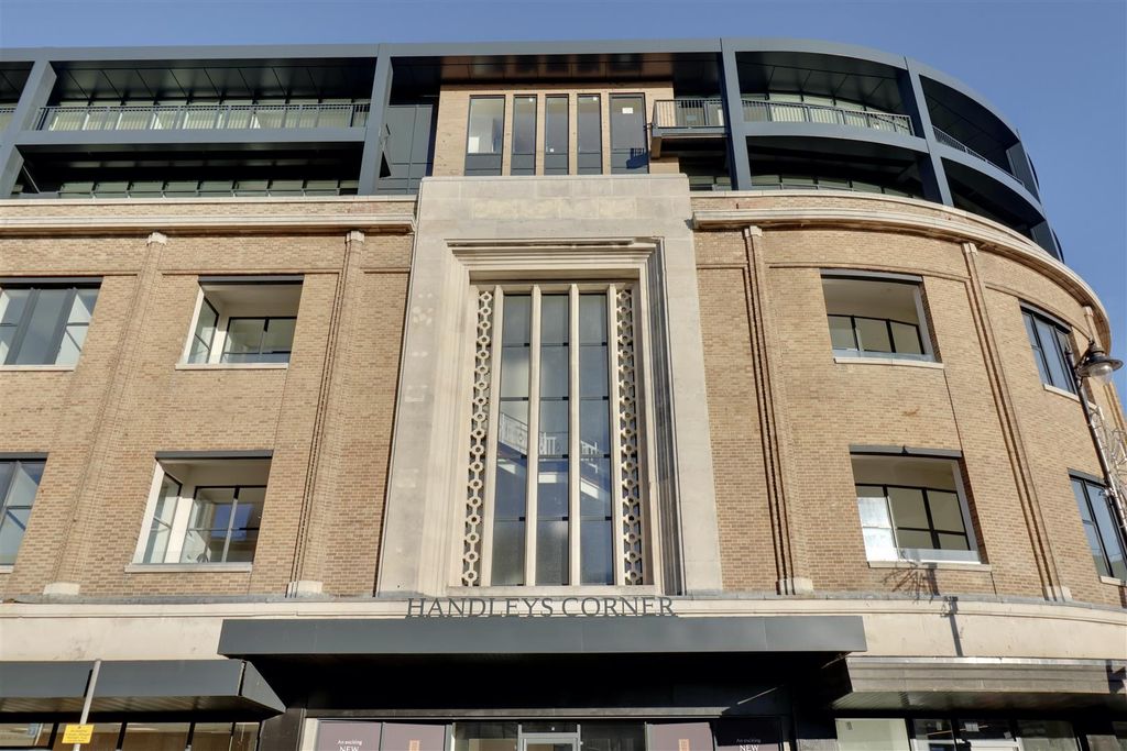 Property photo 1 of 15 7B68Df99-01D2-4B54-87F3-97A05E592Dd2_1_201_A.Jpeg