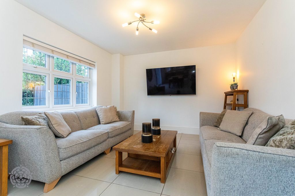 Property photo 3 of 42 Picture No. 41