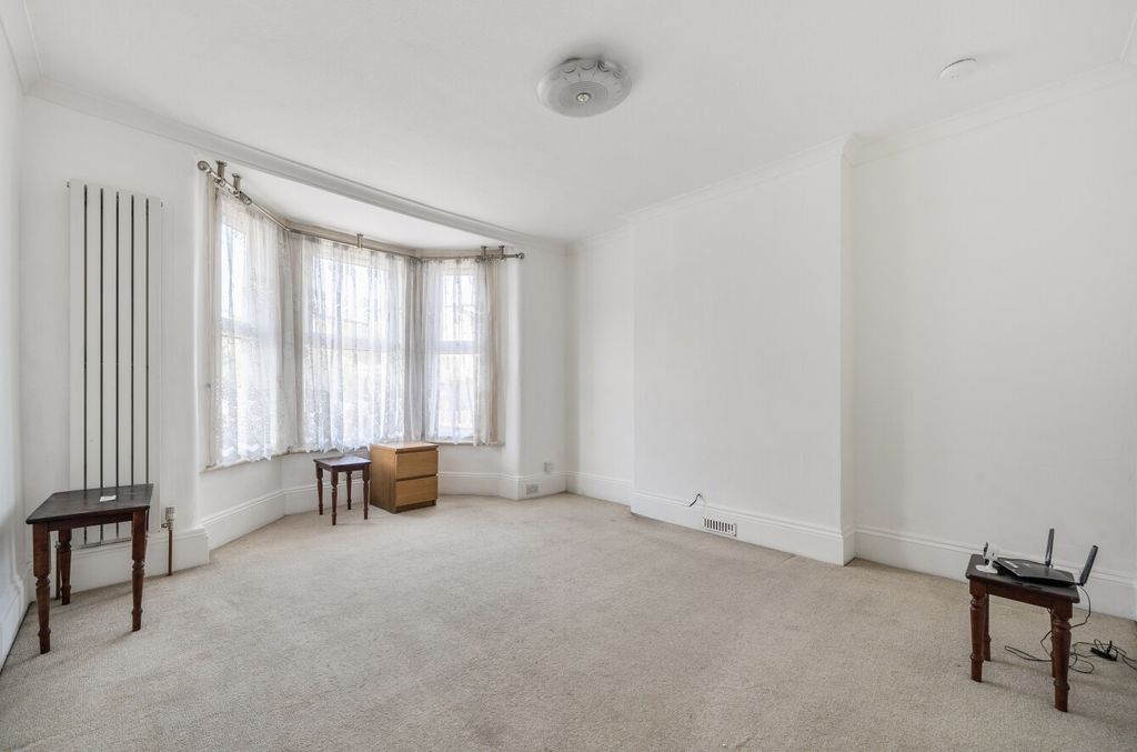 Property photo 3 of 10 Reception Room