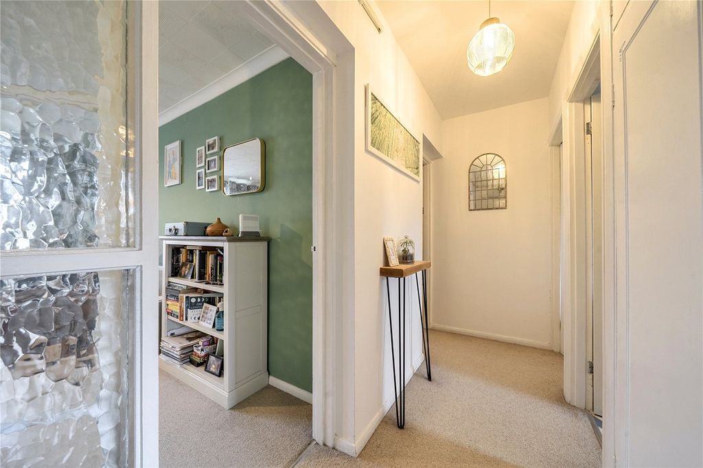 Property photo 3 of 15 Picture No. 06